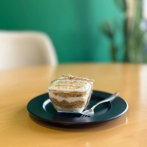 کیک هویج و گردو