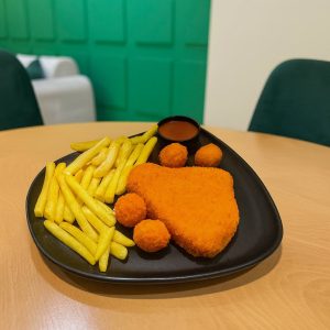 بشقاب شنیسل مرغ